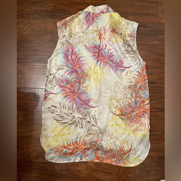 NWT Cabi Sleeveless Silk Blouse Size M - Picture 5 of 6